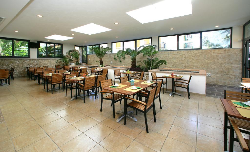 Hotel Residence La Palma Finale Ligure Bagian luar foto