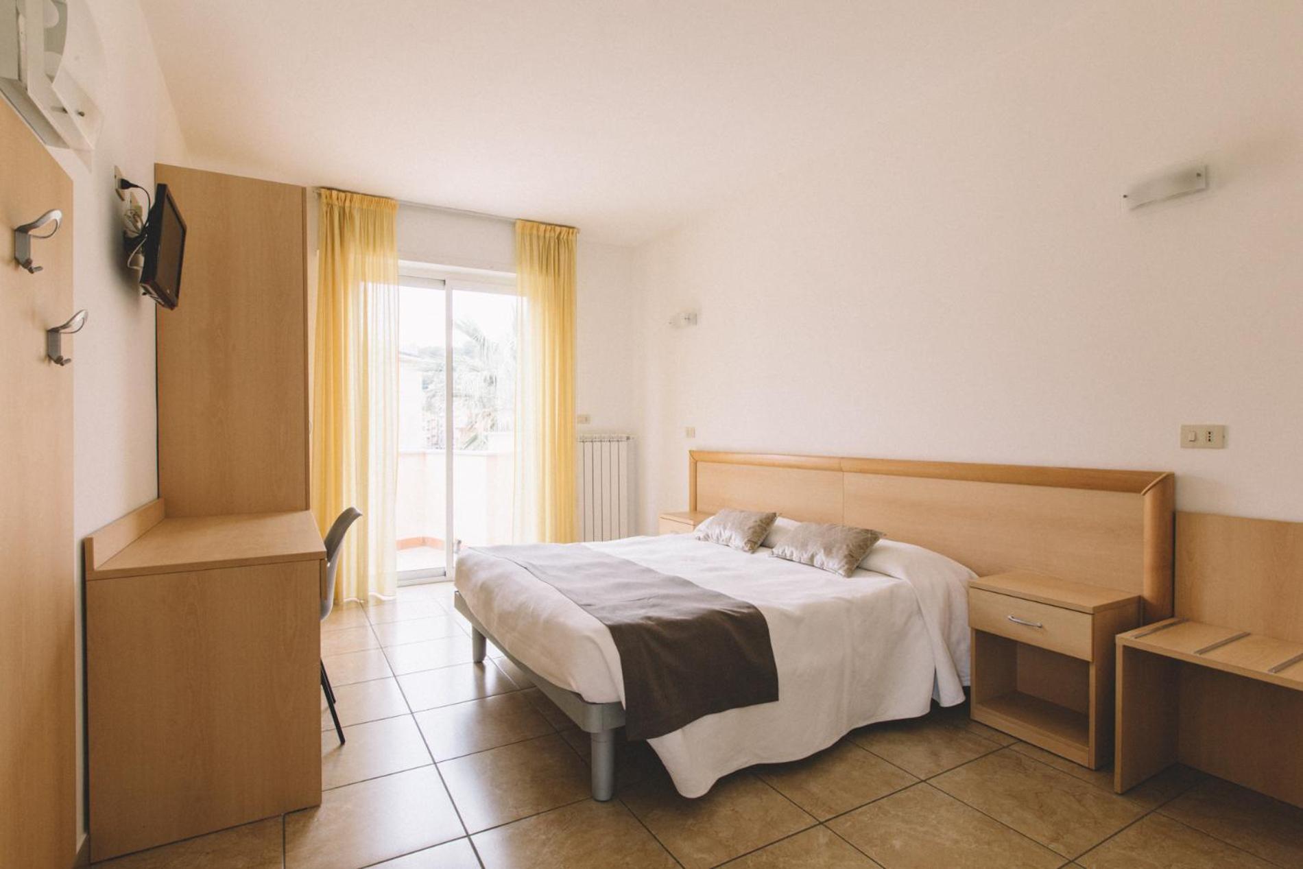 Hotel Residence La Palma Finale Ligure Bagian luar foto
