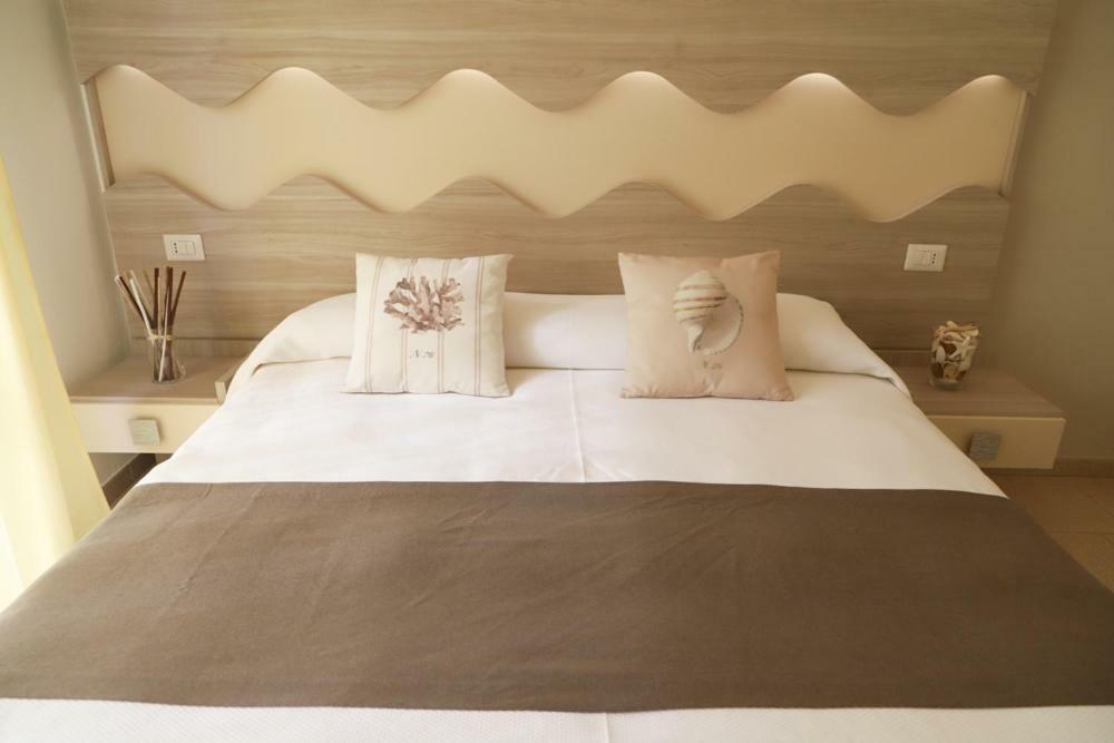 Hotel Residence La Palma Finale Ligure Bagian luar foto