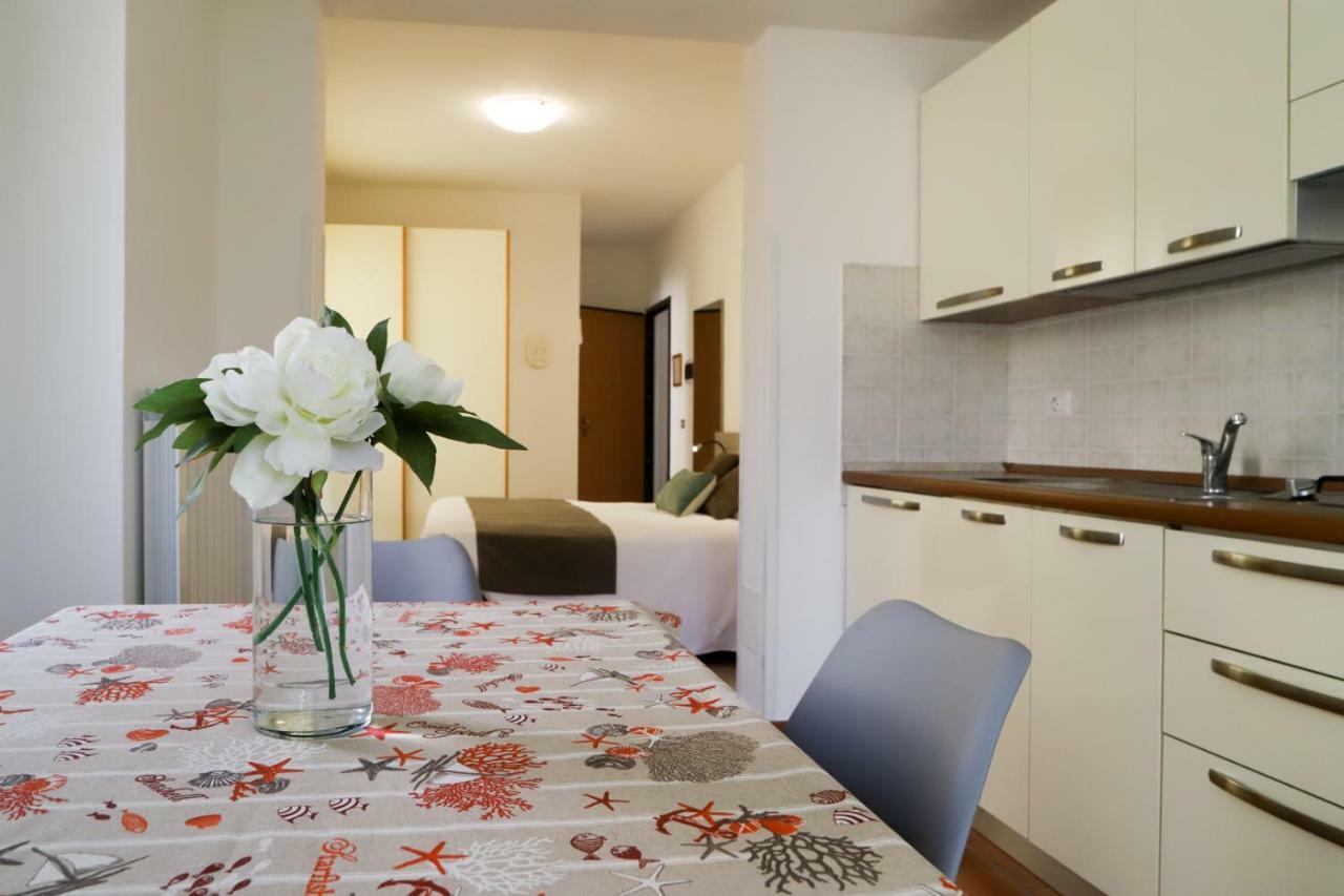 Hotel Residence La Palma Finale Ligure Bagian luar foto